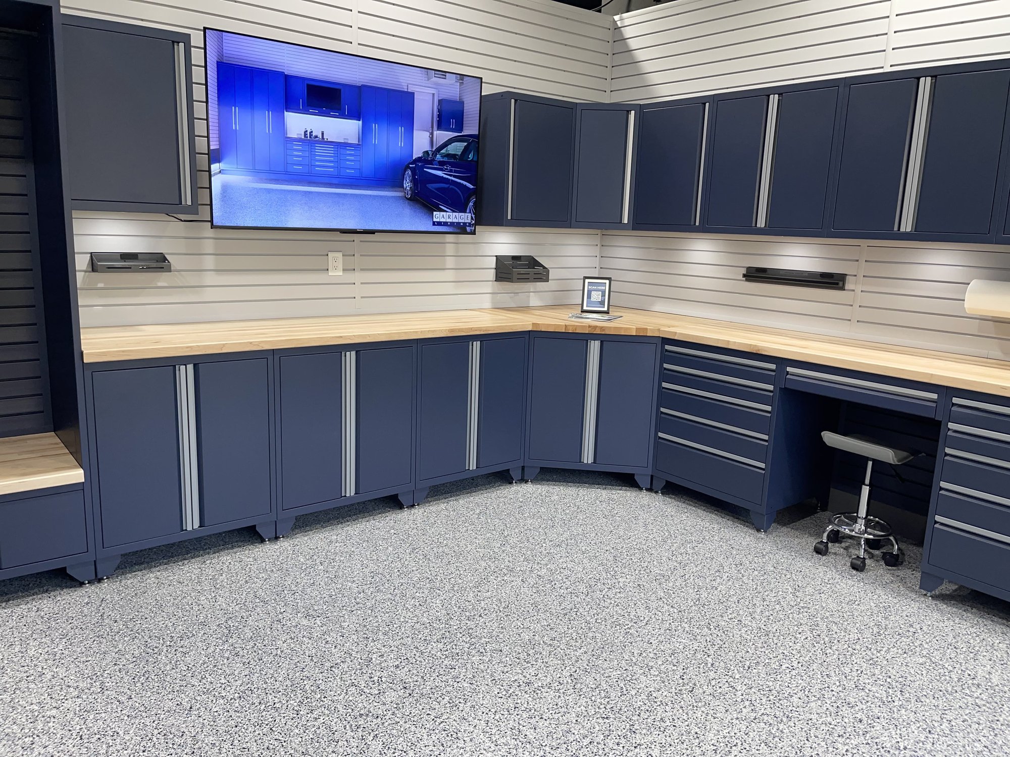 Garage Living London Showroom - Garage solutions
