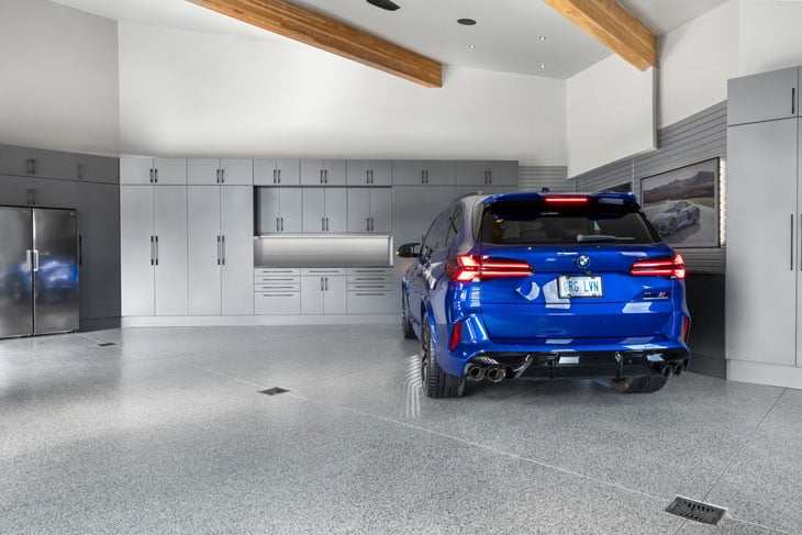 Garage Living entryway makeover transformation