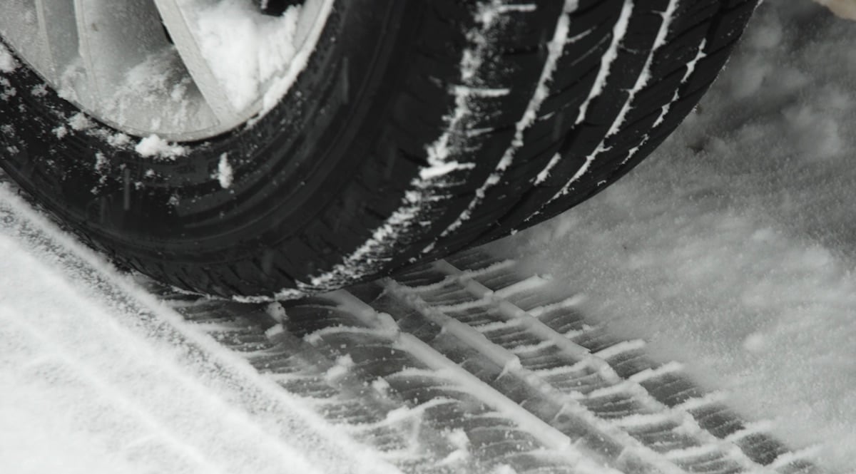 winter driving myths, snow tire