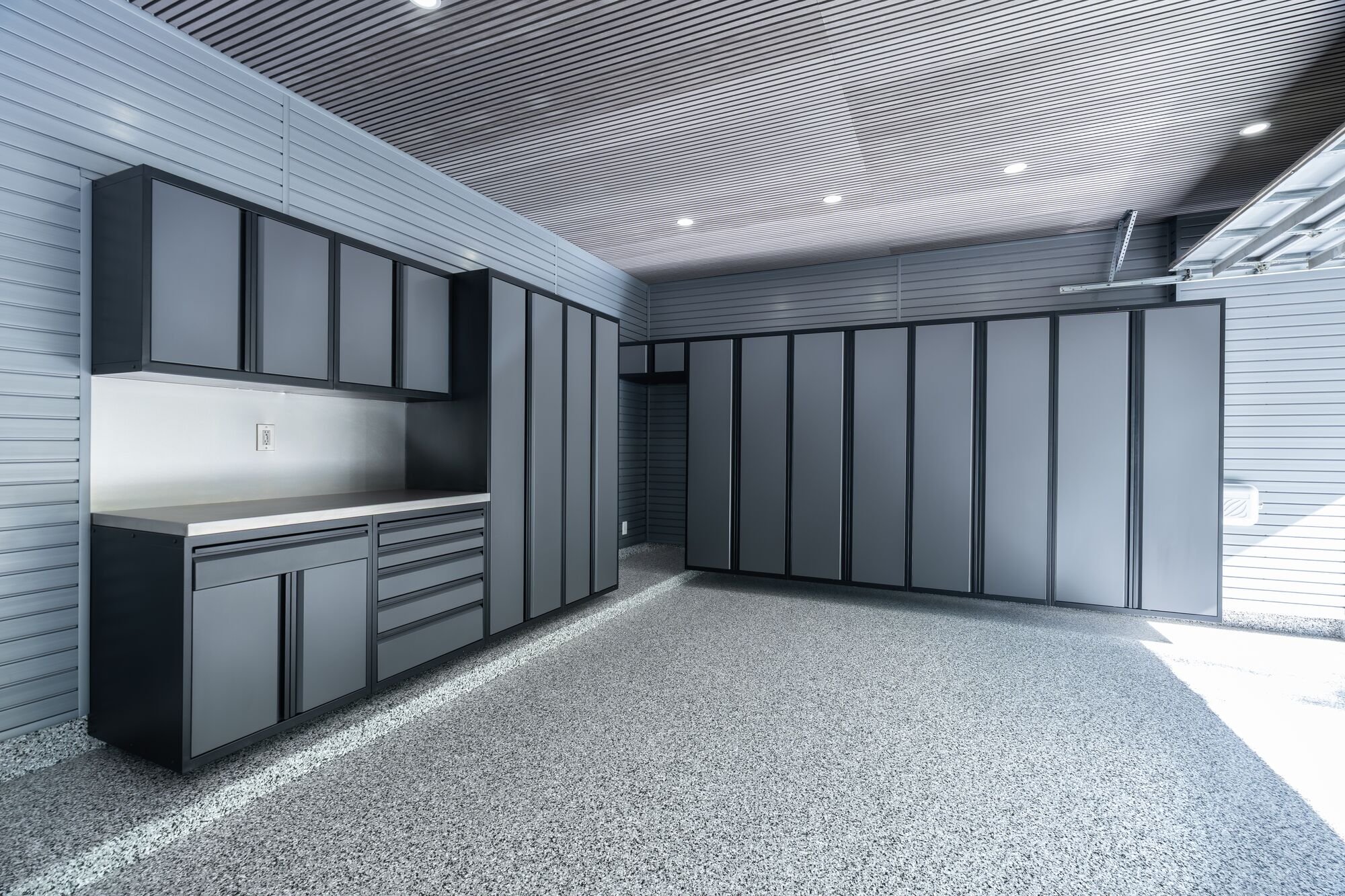 Design a garage that works as one complete space