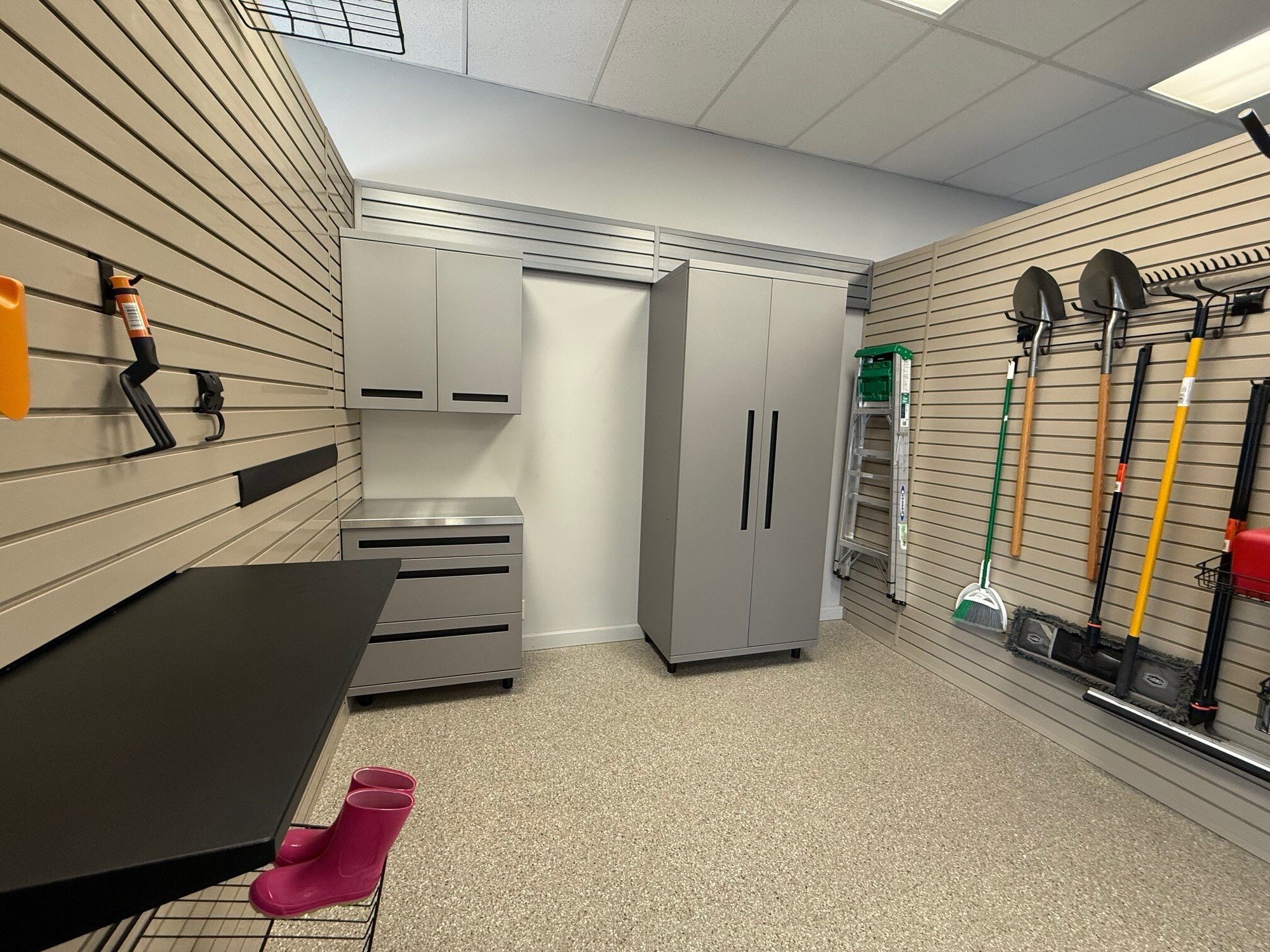 Vantage Cabinetry Showroom Sioux Falls Garage Living