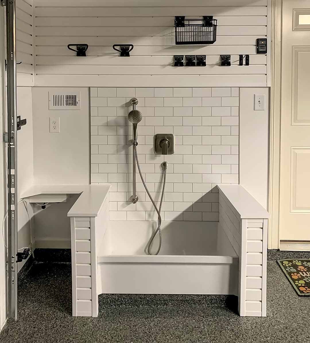 https://www.garageliving.com/hs-fs/hubfs/dog-washing-station-gl-cincinnati-2021.jpg?width=1080&height=1196&name=dog-washing-station-gl-cincinnati-2021.jpg