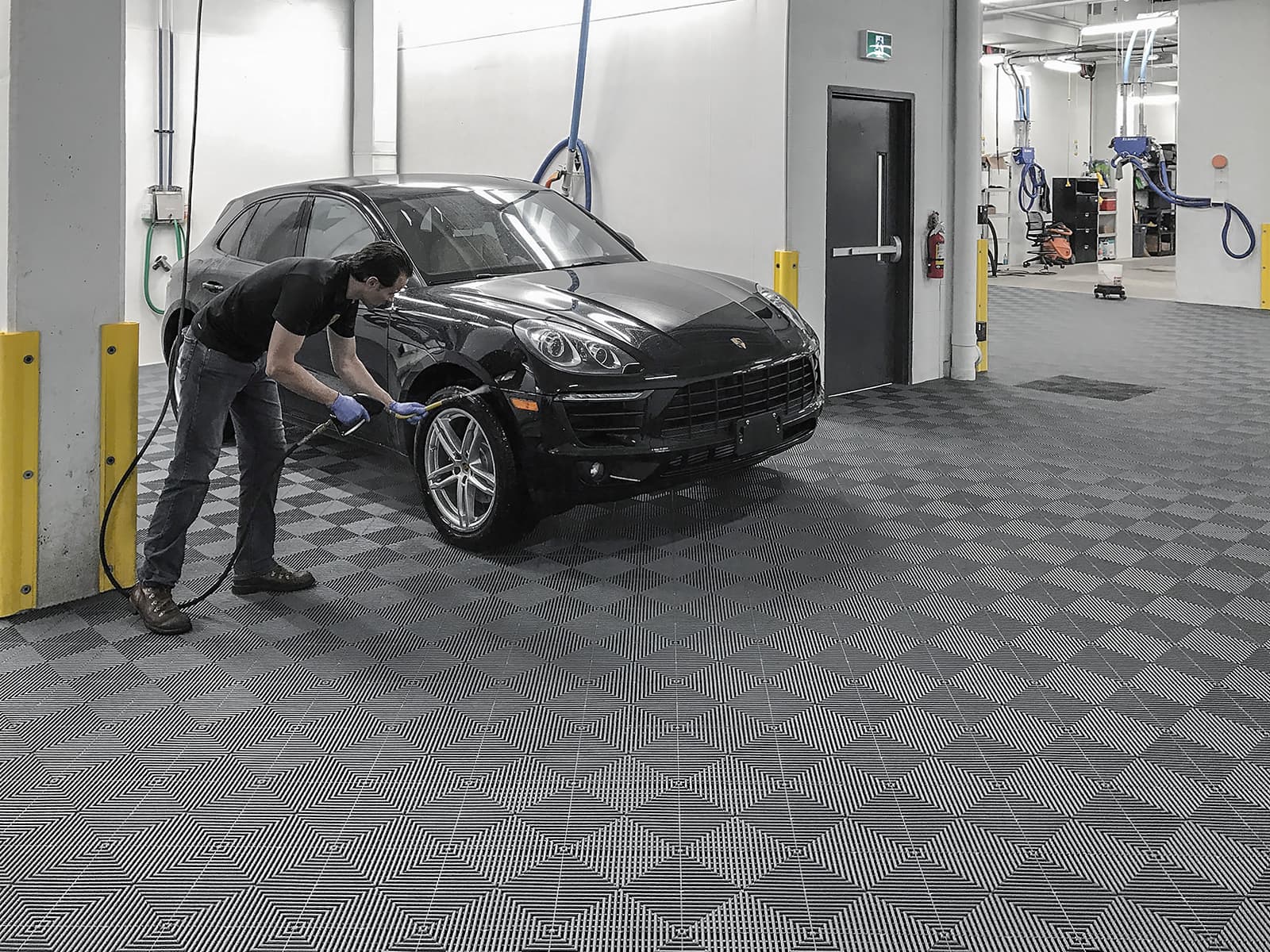 garage-floor-tiles-washing-car-1
