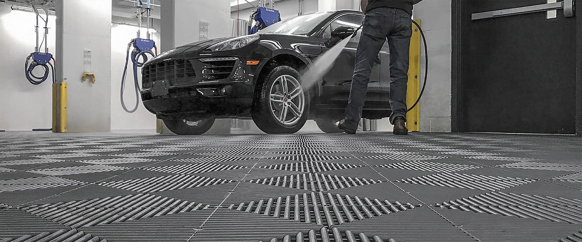 Interlocking floor tiles: Removable option for renters