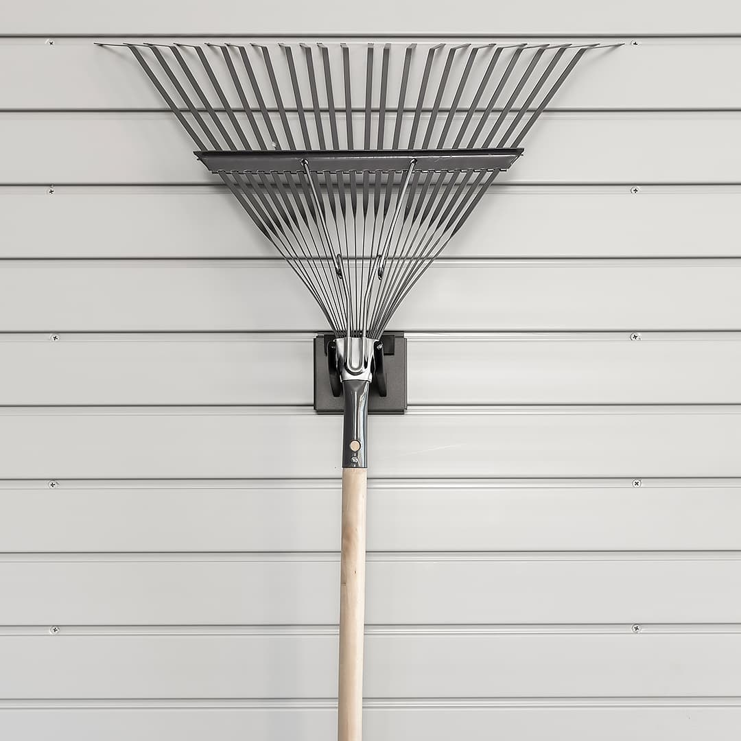 linea-hook-rake-garage