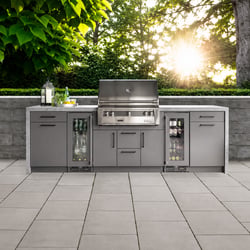 OUTDOOR KITCHENS