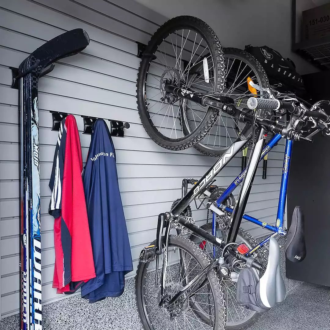 xhockey-sticks-bike-racks-fitness-room-garage.jpg.pagespeed.ic.AgXO6WMcBP