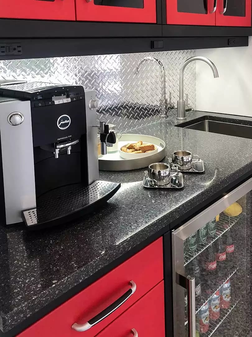 xperformance-garage-countertop-espresso-fridge-sink.jpg.pagespeed.ic.8IHUsfiorl