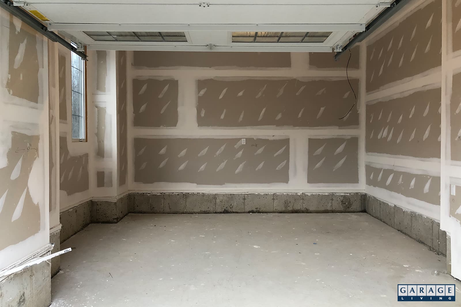 Garage living before garage makeover