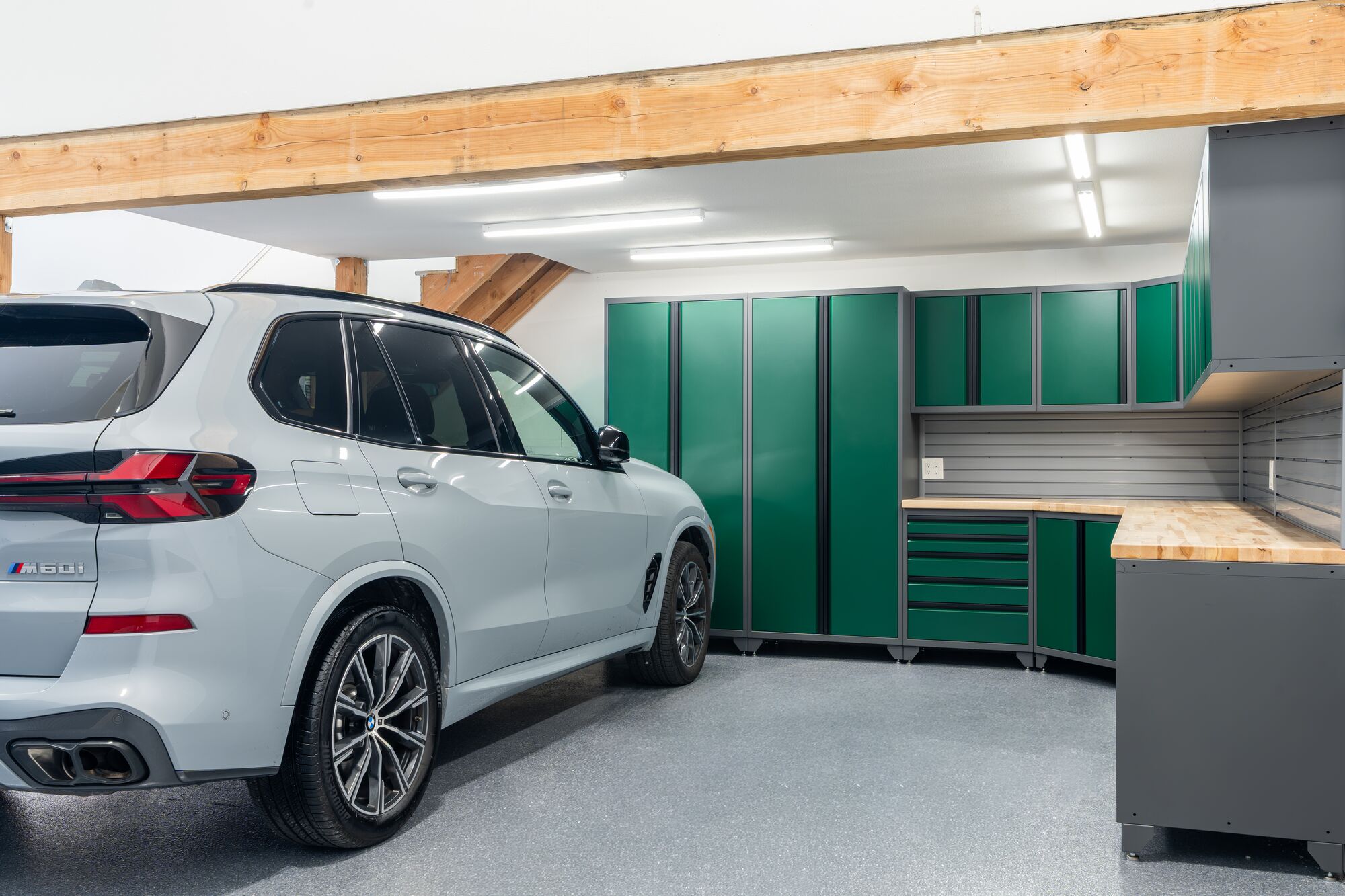 Avoid these 11 garage renovation mistakes that ruin storage layouts and floor performance. Learn smarter design choices for durable, functional garage spaces.