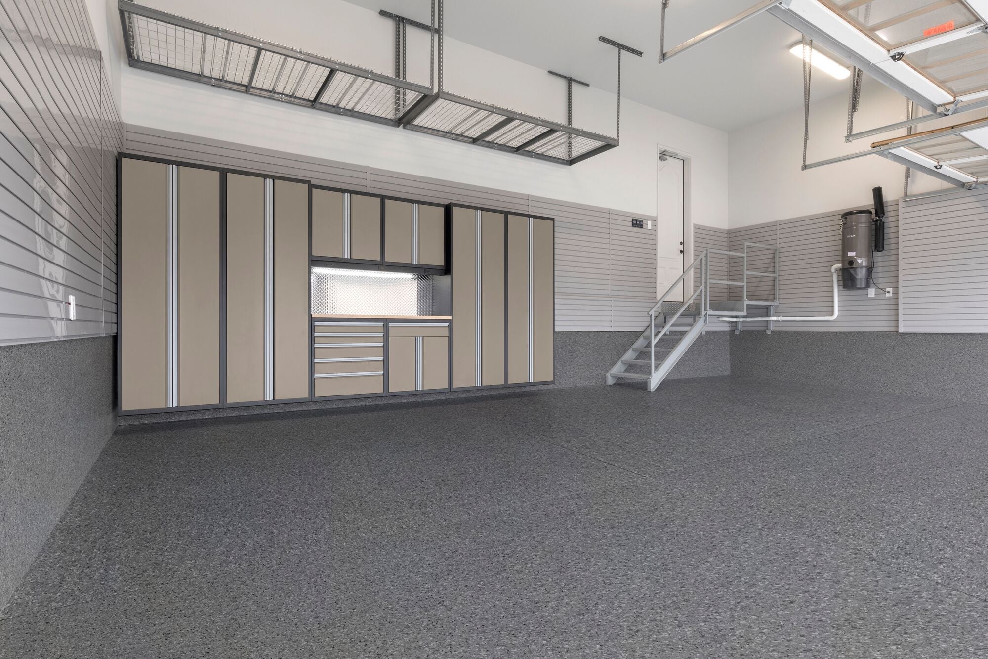 Discover 8 key factors U.S. homeowners should know about garage floor coatings, including heat resistance, salt protection, and durability for heavy use.