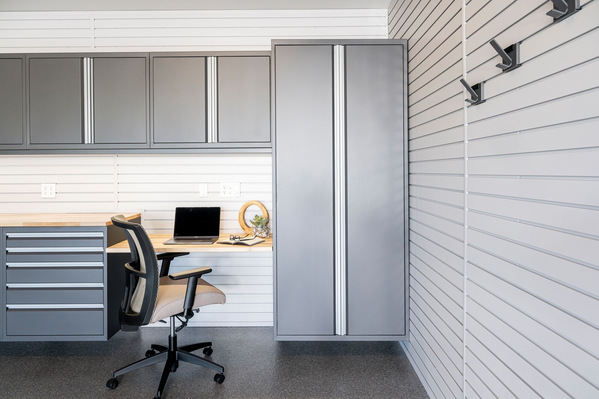 chair and desk in garage office