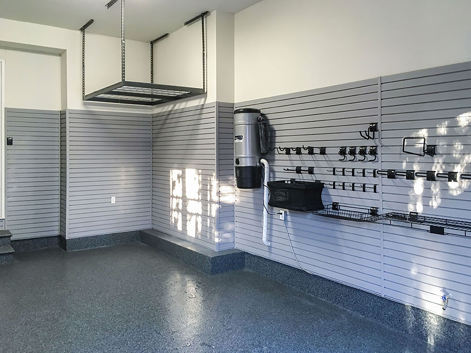 garage-licing-overhead-and-racks-solutions_2026