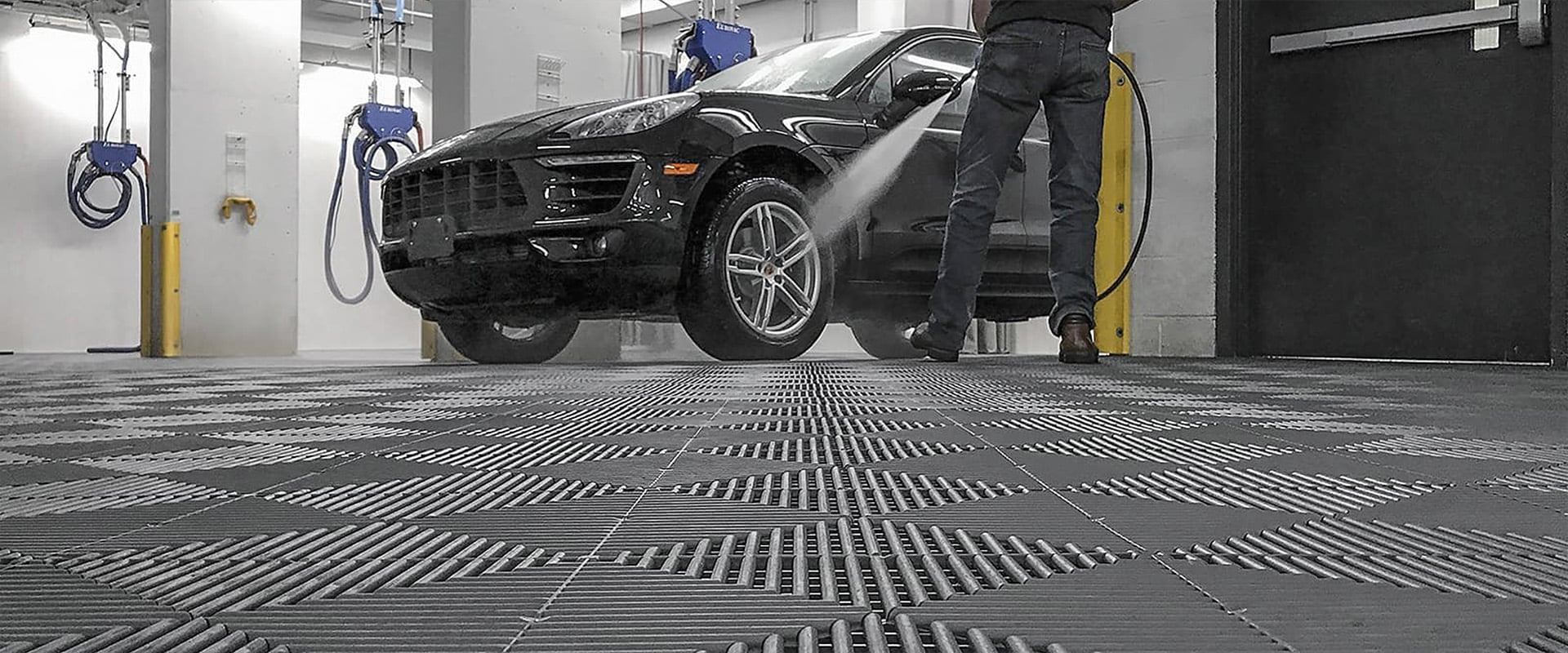 Tiling Garage Floor, Interlocking PVC Floor Tiles