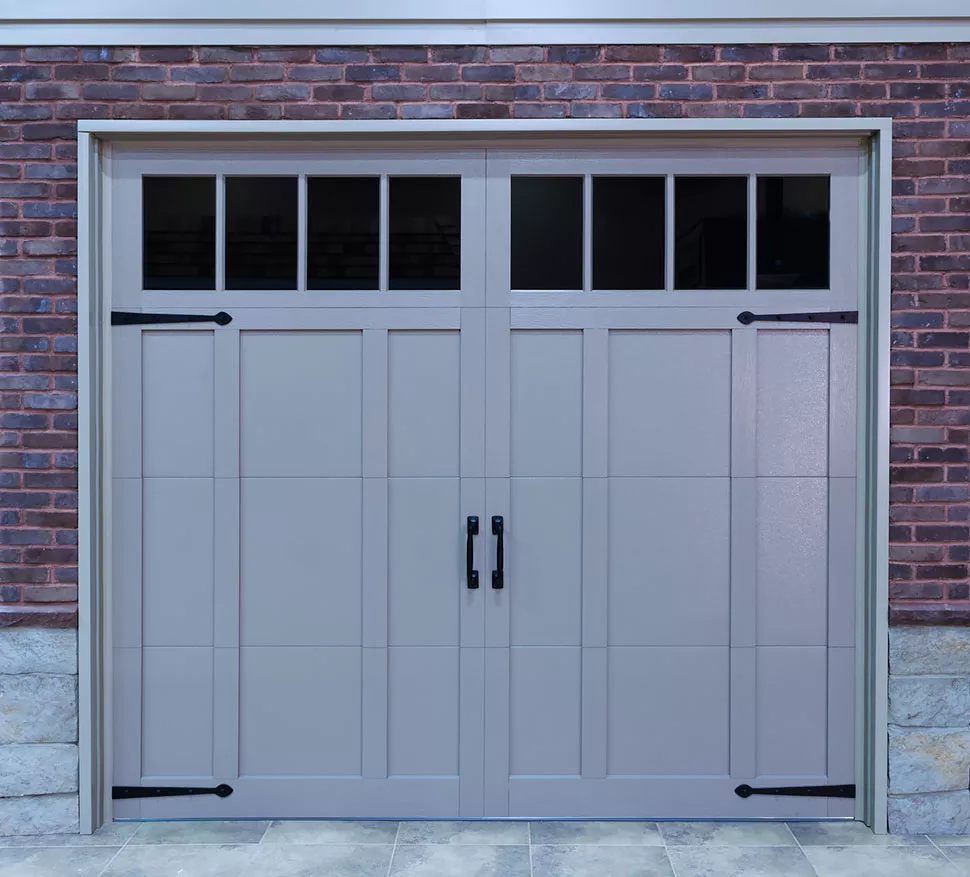 xcarriage-house-steel.jpg.pagespeed.ic.3PB-Hvk0SI-1