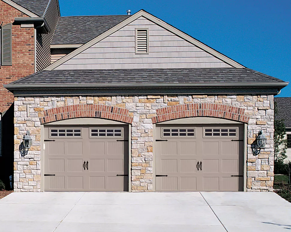 xsteel-garage-door-03.jpg.pagespeed.ic.70XL9-_iFt